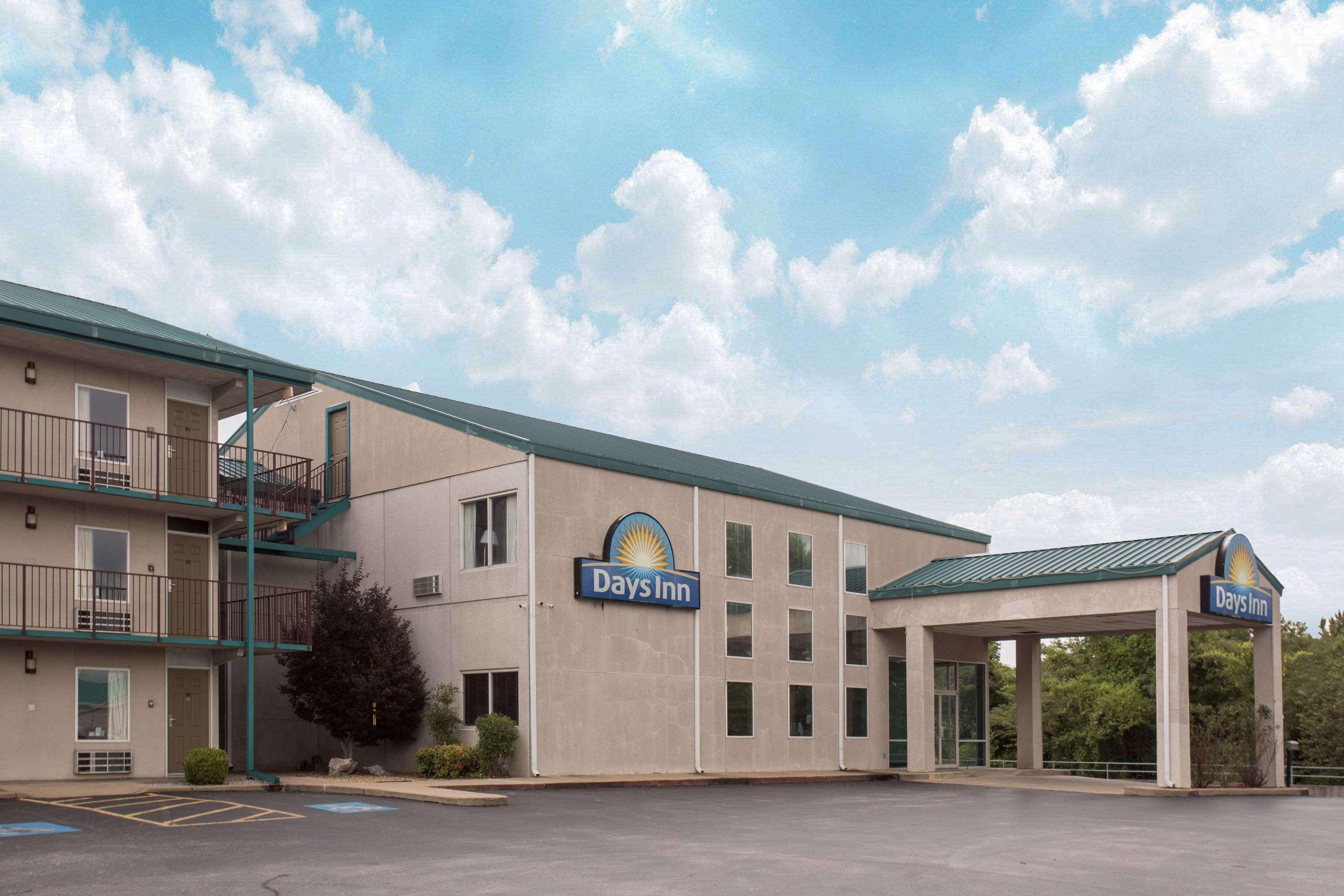 Days Inn By Wyndham Harrison Dış mekan fotoğraf