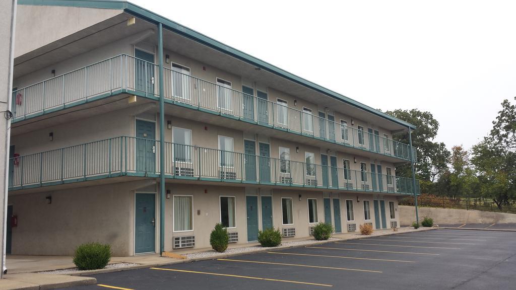Days Inn By Wyndham Harrison Dış mekan fotoğraf