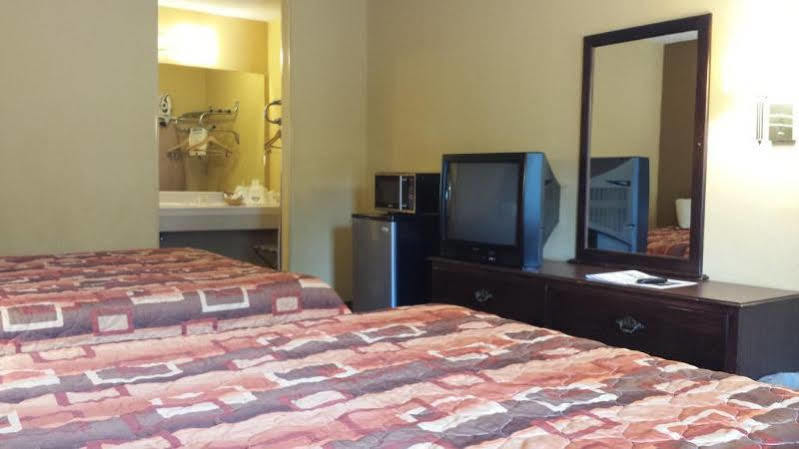 Days Inn By Wyndham Harrison Dış mekan fotoğraf